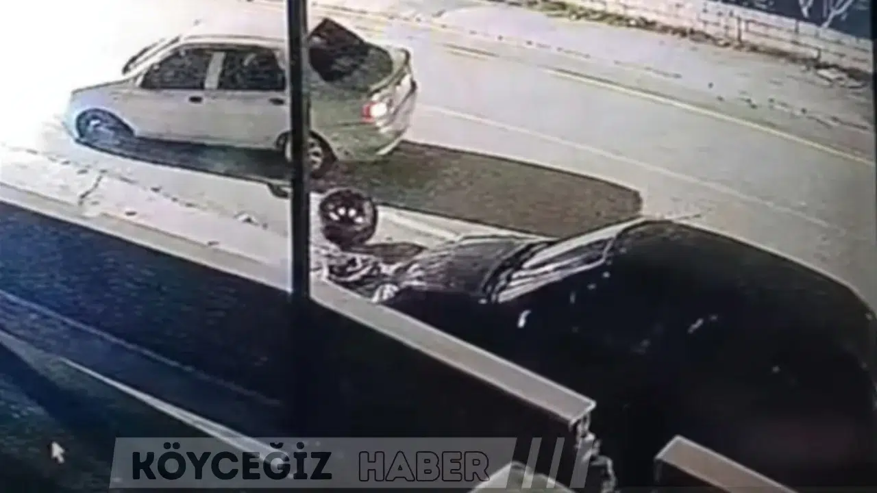 Yatağan'da Şaşkına Çeviren Kaza: Tekerlek Bir Yana Araç Bir Yana!