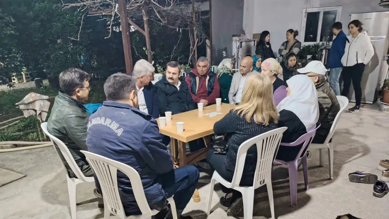 Kaymakam Mert Kumcu Köyceğiz’de Şehit Babasına Taziye Ziyareti