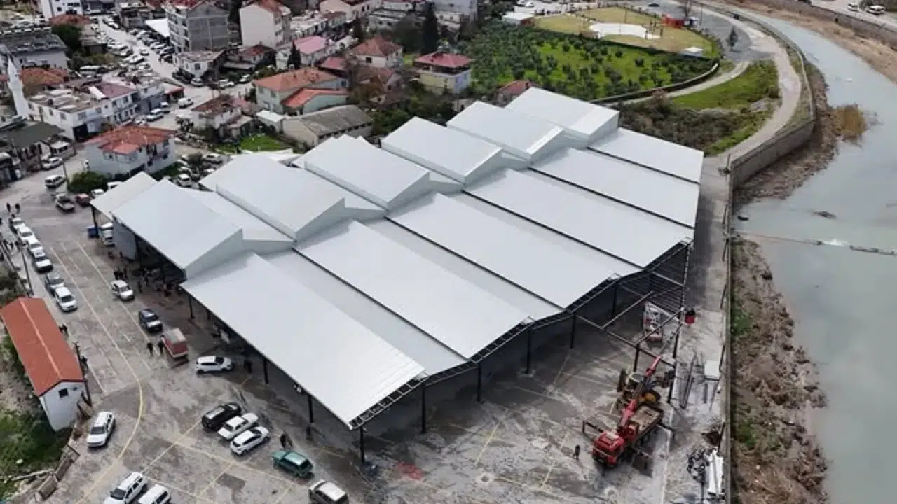 Seydikemer Kapalı Pazar Yeri Büyüyor: 8 Bin Metrekare Oldu!