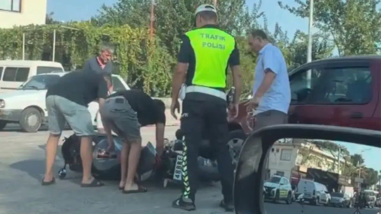 Köyceğiz Dört Yol'da Trafik Kazası: 1 Yaralı!
