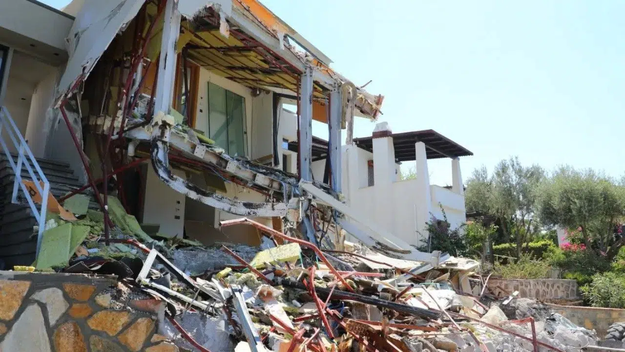 Bodrum'da Kaçak Yapıyla Mücadele: 74 Yapı Yerle Bir Oldu