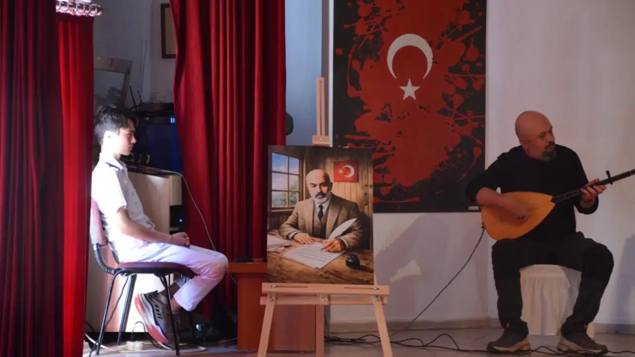 Köyceğiz’de İstiklal ruhu öğrencilerle yeniden canlandı