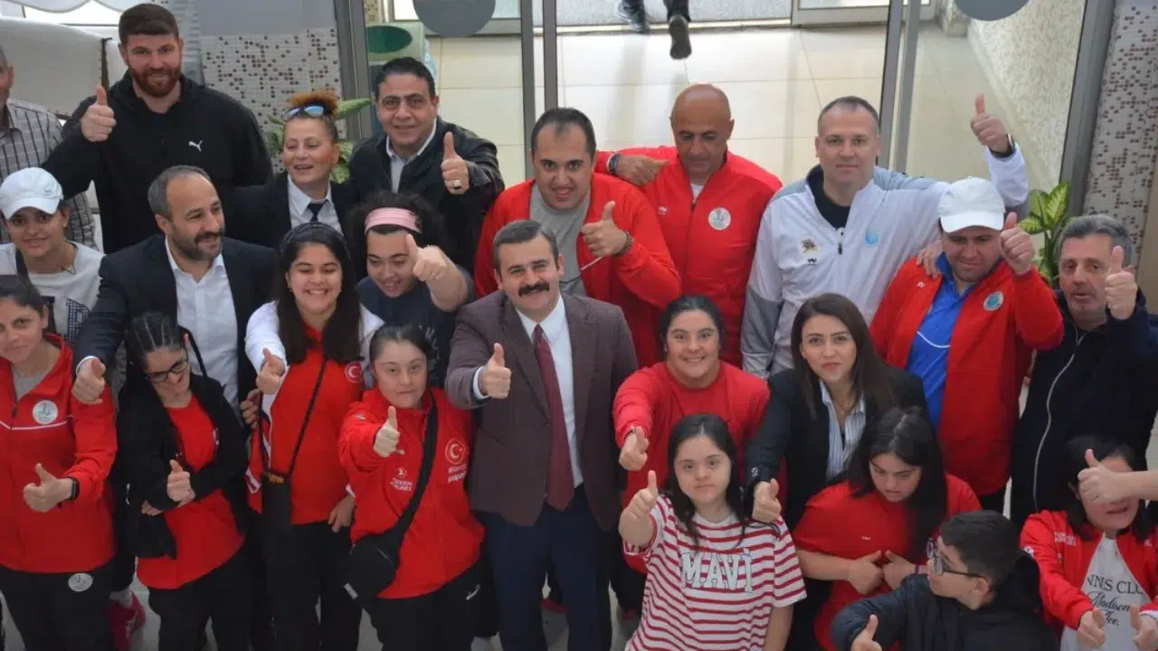 Köyceğiz’de Tenis Heyecanı: Özel Sporcular Şampiyonası Başladı!