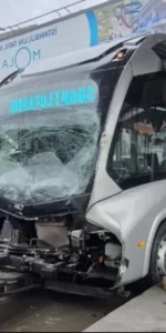 Avcılar'da Metrobüs Kazası: Çok Fazla Yaralı Var