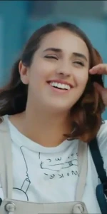 Çarpıntı Emel Kimdir? Ceren Taşçı Kaç Yaşında, Aslen Nereli, Boyu Kaç, Hangi Dizilerde ve Filmlerde Rol Aldı?