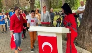 Fethiye’de Talha Yılmaz’dan Cumhuriyet Bayramı’nda Yürekleri Isıtan Şiir