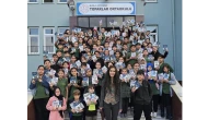 Toparlar Ortaokulu’nda Yazar Şöhret Doğruyol Sağbaş Öğrencilerle Buluştu