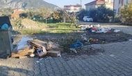Köyceğiz Yenimahalle’de Çöp Sorunu: Vatandaşlar Şikayetçi
