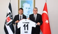 Beşiktaş'da Cengiz Ünder Sözleşmeyi İmzaladı