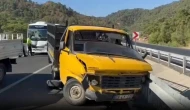 Köyceğiz ile Ortaca Girişinde Minibüs ile Pikap Çarpıştı: Mehmet Acar ve Gülfizar Acar Yaralandı