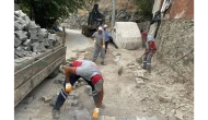 Köyceğiz Belediyesi Toparlar Mahallesi'nde Parke Tamiratına Gece Gündüz Devam Ediyor