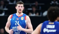 Ercan Osmani Kimdir? Anadolu Efes’in Uzun Forveti Hakkında Merak Edilenler, Boyu, Kilosu, Kariyeri ve Özel Bilgileri