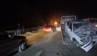 Kastamonu Tosya’da Feci Kaza: Otomobil Traktör Römorkuna Çarptı, 1 Ölü 5 Yaralı