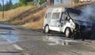 Gümüşhacıköy’de Seyir Halindeki İşçi Servisinde Yangın: Can Kaybı Yaşanmadı