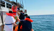 Marmaris'te Gezi Teknesi Karaya Oturdu!