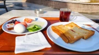 Fethiye Halk Evi’nde Kahvaltı Tabağı ve Tost 155 TL