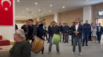 Muğla Büyükşehir’de Zam Şöleni: İşçiler Davul Zurnayla Kutladı!