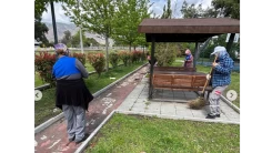 Köyceğiz Belediyesi Mahalle Mahalle Temizlik Seferberliği Başlattı