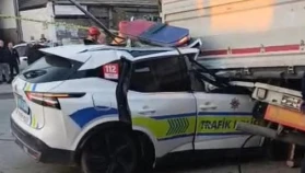 Son Dakika: Polis Aracı TIR’a Çarptı: 1 Şehit, 1 Polis Ağır Yaralı