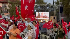 Muğla Büyükşehir Belediye Başkanı Ahmet Aras, Seydikemer’de Zafer Bayramı Konserine Katıldı