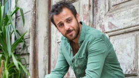 Veliaht Yahya Kimdir? Erkan Kolçak Köstendil Kaç Yaşında, Aslen Nereli, Boyu Kaç, Hangi Dizilerde ve Filmlerde Rol Aldı?