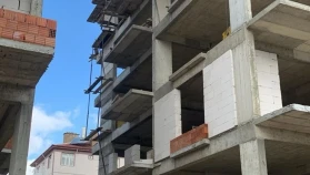 Bodrum’da Çatı İzolasyonu Yapan İşçi 6 Metreden Düştü