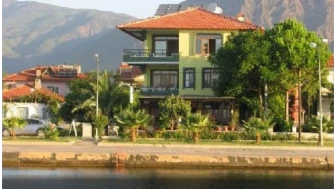 Flora Hotel Köyceğiz: Nerede, Nasıl Gidilir, Otel Rezervasyon, Telefon Numarası, Yol Tarifi ve Oda Fiyatları