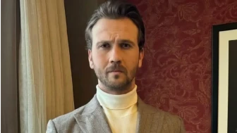 Aras Bulut İynemli Kimdir? Kaç Yaşında, Nereli, Boyu Kaç cm, Hangi Dizilerde ve Filmlerde Oynadı?