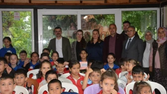 Köyceğiz’de 4 Ekim Hayvanları Koruma Günü Etkinliği Düzenlendi