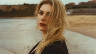 Selmin Artemiz Kimdir? Kaç Yaşında, Nereli, Boyu Kaç cm, Hangi Tiyatro Oyunlarında ve Dizilerde Rol Aldı?