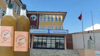 Köyceğiz’de Öğrenci Emeğiyle Üretilen Zeytinyağları Satışta! Borsa İstanbul İlkokulu’ndan Velilere Çağrı