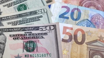 Dolar 41,57 TL’ye Yükseldi, Euro 48,79 TL: Piyasalar Kabine ve Enflasyon Verisine Odaklandı