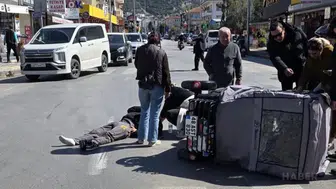 Fethiye Baha Şıkman Caddesi'nde Kaza: 2 Kişi Yaralandı!