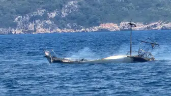 Marmaris'te Yelkenli Tekne Alev Alev Yandı!