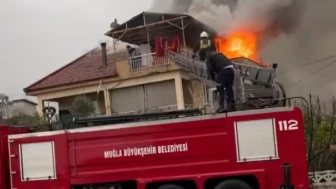 Köyceğiz Yeni Mahalle’de Çatı Katında Yangın