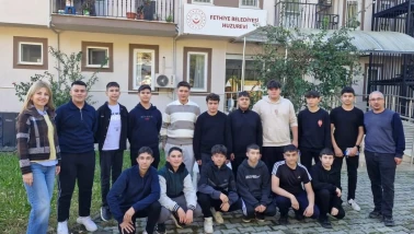 Köyceğiz MTAL Öğrencilerinden Anlamlı Huzurevi Ziyareti