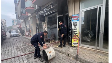 Ortaca’da korkutan Yangın! Terzialiler Mahallesi’nde kuaför salonu yandı