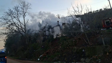 Son Dakika Menteşe: Taşlı Mahallesi'nde Ev Yangını! Ekipler Seferber Oldu