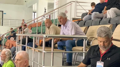 Köyceğiz’de Adventure Erkekler Süper Ligi Heyecanı: Başkan Ali Erdoğan Tribünde Takımına Destek Verdi
