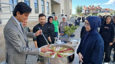Köyceğiz Anadolu İmam Hatip Lisesi’nde Aşure Etkinliği Düzenlendi