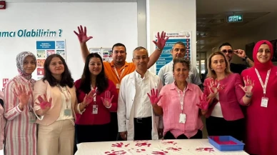 Köyceğiz Devlet Hastanesi’nde Meme Kanseri Farkındalık Etkinliği: “Dokun, Farket” Mesajı Verildi