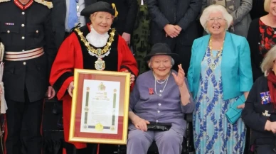 Usta Oyuncu Dame Patricia Routledge Hayatını Kaybetti: Kimdir, Kaç Yaşında Neden Vefat Etti?