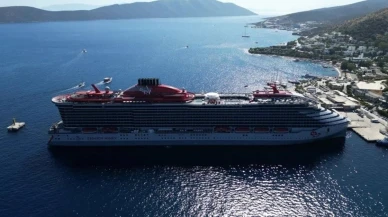 Muğla’ya İki Kruvaziyerle 4 Bin 556 Turist Geldi: Bodrum ve Marmaris Hareketlendi