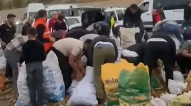 Arızalanan Kamyonetin Sürücüsü Patatesleri Ücretsiz Dağıttı