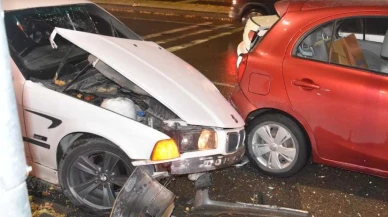 Sivas’ta Yağışlı Havada Zincirleme Kaza: 1 Yaralı, 5 Araç Çarpıştı