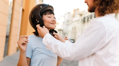 Kadem Mete’den Motosiklet Kullanıcılarına Uyarı: “Kask ve Koruyucu Ekipman Hayat Kurtarır”