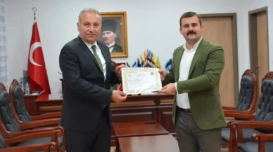 Köyceğiz Emniyet Müdürü Hüseyin Başkan Görevine Veda Etti: Kaymakam Mert Kumcu’dan Başarı Belgesi