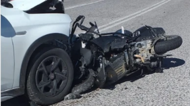 Seydikemer Karabel’de Otomobil ile Motosiklet Çarpıştı: Kasım Gürkan Hayatını Kaybetti