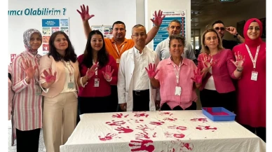 Köyceğiz Devlet Hastanesi’nde Meme Kanseri Farkındalık Etkinliği: “Dokun, Farket” Mesajı Verildi