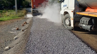 Köyceğiz Pınar Mahallesi’nde Uzuncabük Boz Yolu Asfaltlandı: Yuvarlakçay’a Ulaşım Artık Daha Konforlu